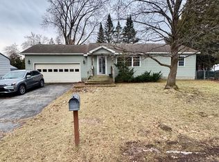 7 Arbor Dr, Hudson Falls, NY 12839