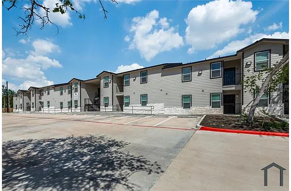 Building Photo - 5415 Ingram Rd #2103