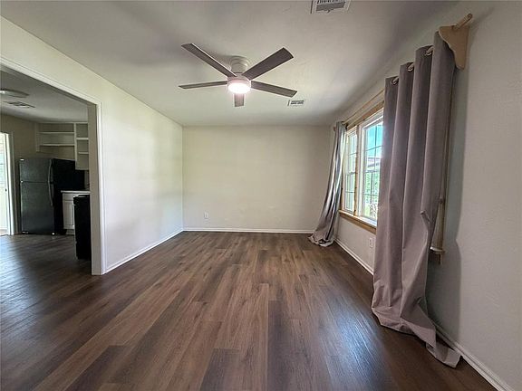5th image of 524 Georgia St