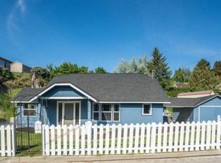 3316 Burch Mountain Rd, Wenatchee, WA 98801