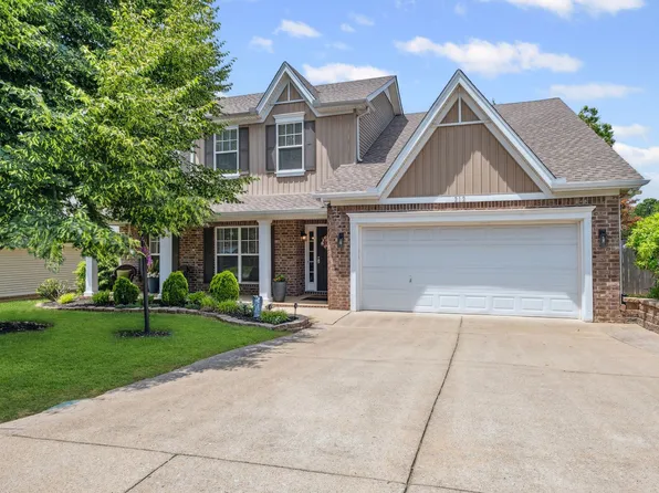 212 Vintage Cir, Hendersonville, TN 37075