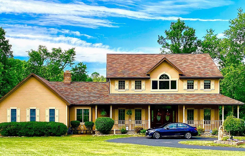 3402 Fawn Ln photo 1