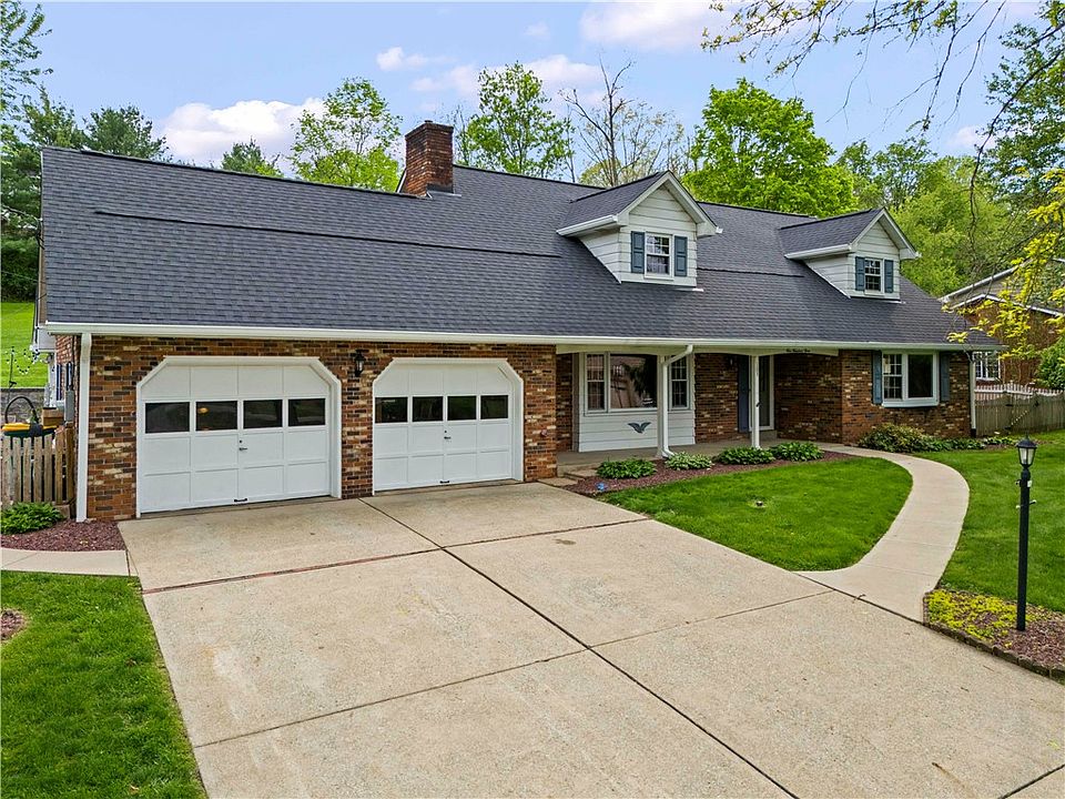 1st image of 103 Sweetbriar Dr