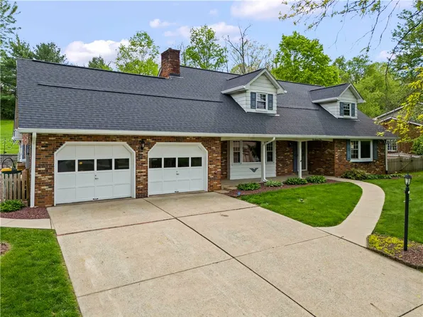 103 Sweetbriar Dr, Canonsburg, PA 15317