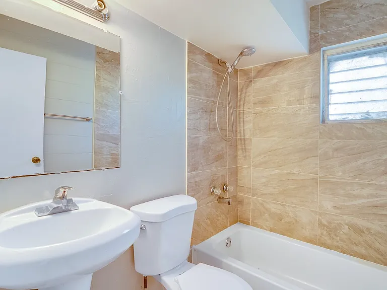 1404 S Deleon Ave #1 — Photo 14