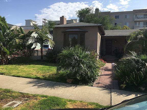 2nd image of 1540 Wellesley Ave