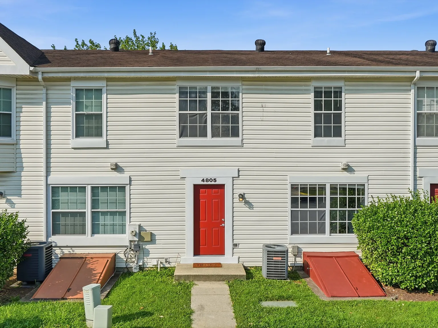 2 bed, 2.5 bath, 1397 sqft, $2,500 — Photo 3