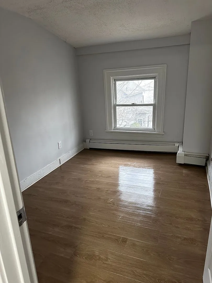 57 Thompson Street — Photo 2