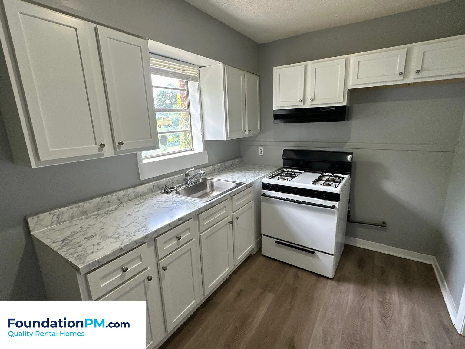1748 Benning Street - 1 — Photo 4