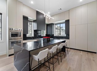 948 Blackshire Ln, Houston, TX 77055
