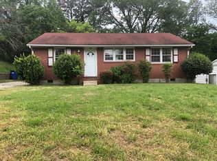 916 Hadley Rd, Raleigh, NC 27610