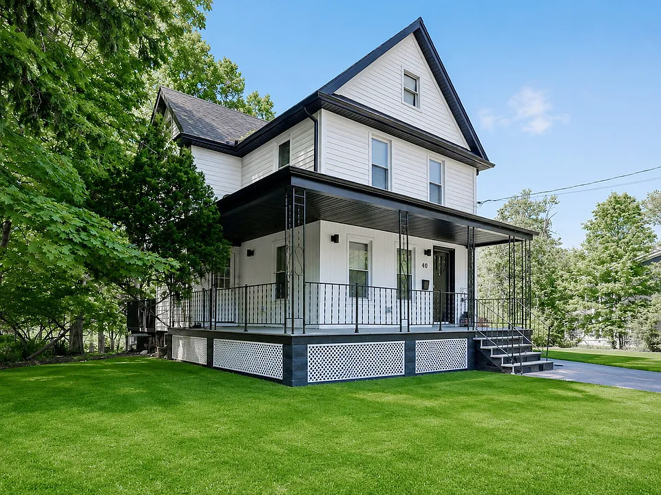 40 Grant Ave