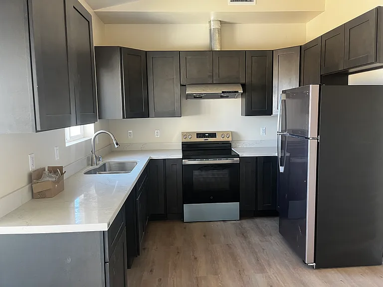 8242 El Modena Ave — Photo 5
