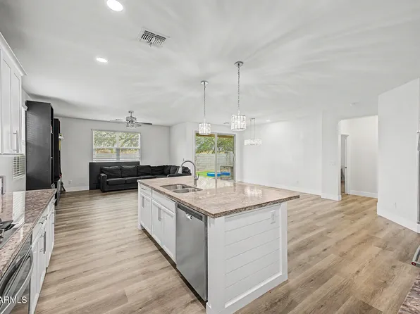 7321 N 123RD Drive, Glendale, AZ 85307