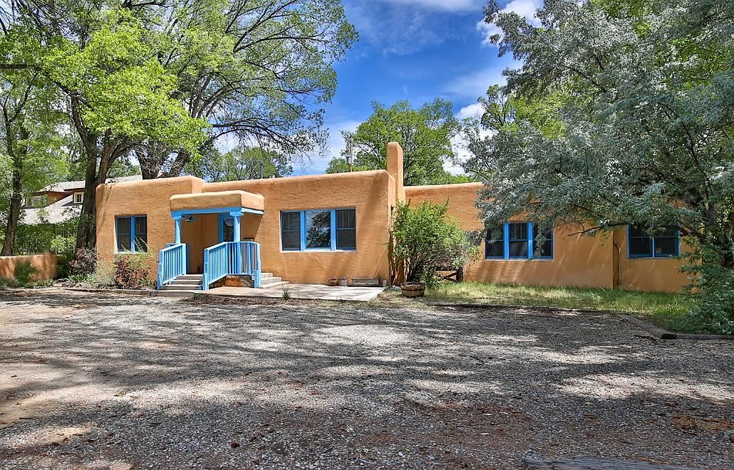 218 Beimer St, Taos, NM 87571 Zillow