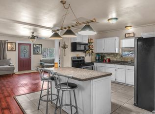 155 Cherokee Trl, Lakehills, TX 78063