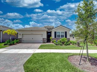 10565 SW Toren Way, Port Saint Lucie, FL 34987