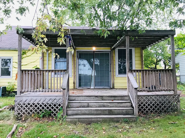 266 Hoover Dr — Photo 31