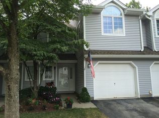 17 Springbrook Rd W, Montville, NJ 07045