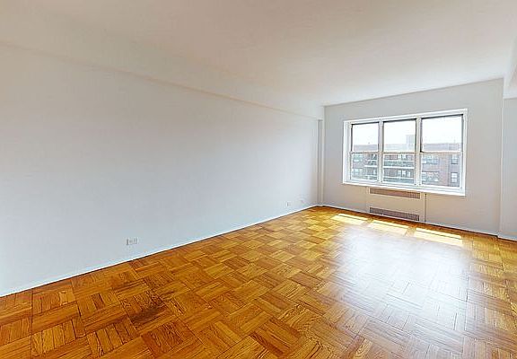 3rd image of 10106 67th Dr APT 2G