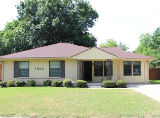 1302 Segundo Dr, Irving, TX 75060