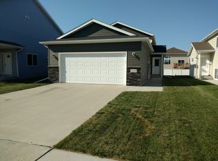 924 30th Ave W, West Fargo, ND
