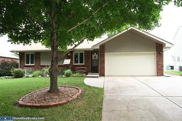 1st image of 4832 Duxhall Dr