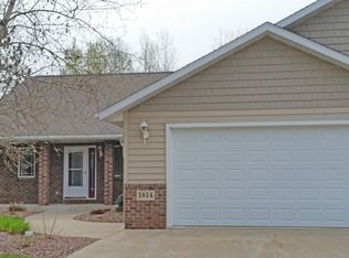 1814 Savannah Cir, Marshfield, WI 54449
