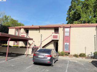 1391 Monument Blvd APT 5, Concord, CA 94520