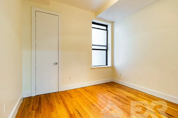 Rented by EXR | media 14