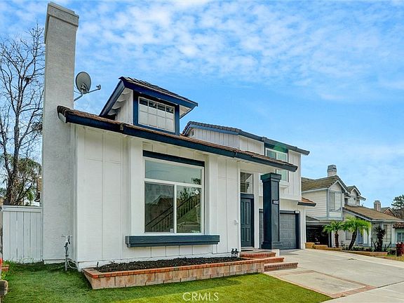 3rd image of 6959 Valatta Pl