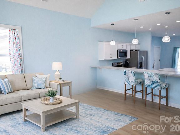 5th image of 121 Meadow Ridge Ln