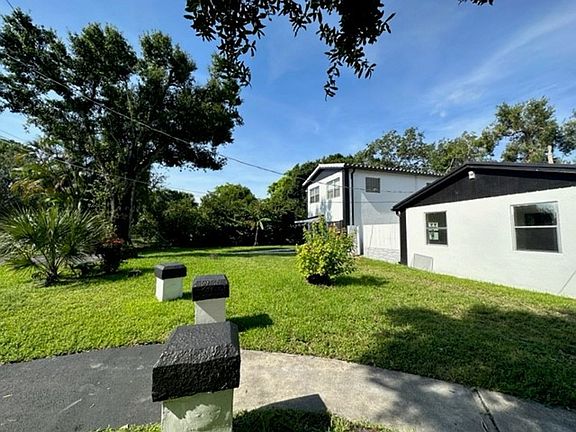 3rd image of 3315-3331 SW 15th Ave #3325