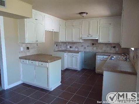 1st image of 135 Burwood Ln