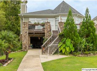 110 Railway Ln SE, Huntsville, AL 35803
