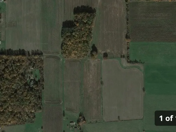 15100 Nash Rd, Burton, OH 44021