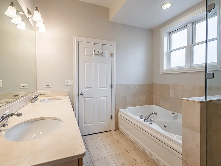 1134 W Fullerton Ave #3 — Photo 14