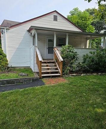 2nd image of 61 Clancy Ave