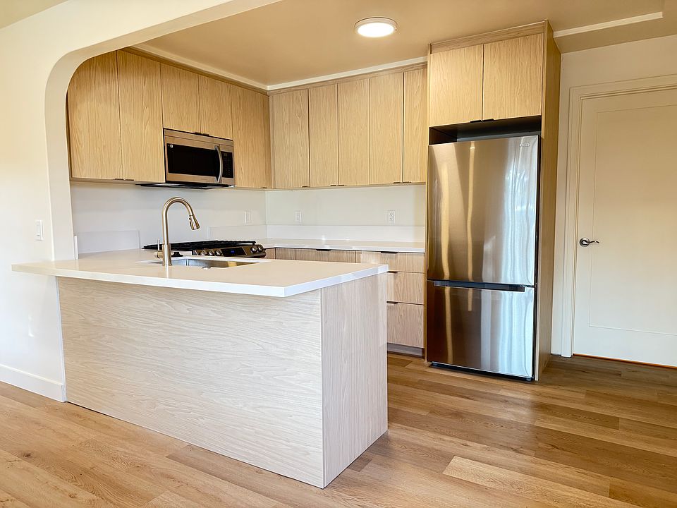 1st image of 576 Garrett Ave