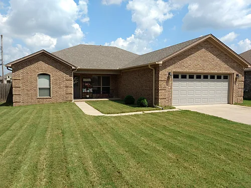 904 Mesquite Trl Photo 1