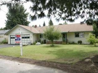 10536 NE Brazee St, Portland, OR 97220