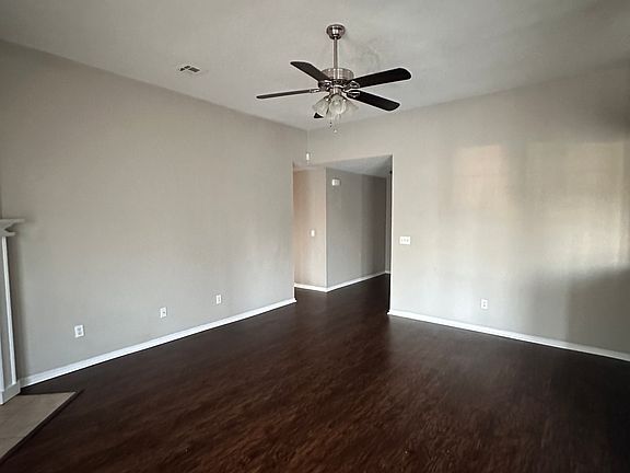 5th image of 1409 Buena Vista Cir
