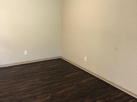 4th image of 4323 S Olive St APT 143