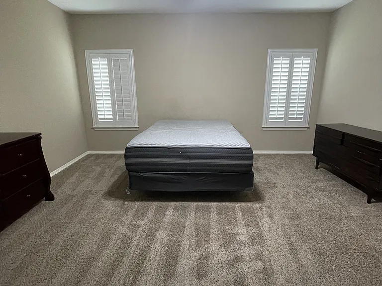 5025 Bayberry Dr — Photo 8