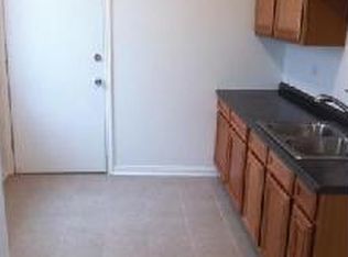 222 E 69th Pl #1, Chicago, IL 60637