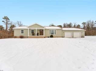 17950 Forbes Rd, Wellsville, OH 43968