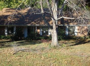 7413 Old Spanish Dr, Texarkana, TX 75503