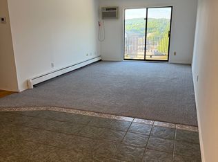 134 Mammoth Rd #28, Hooksett, NH 03106