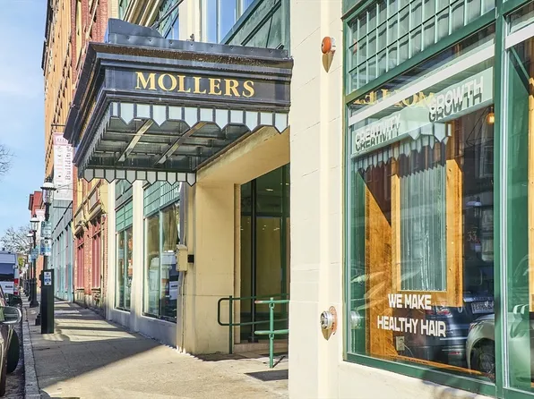 23-33 Middle St #6, Lowell, MA 01852