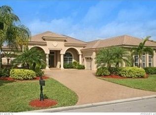 948 Glen Lake Cir, Naples, FL 34119